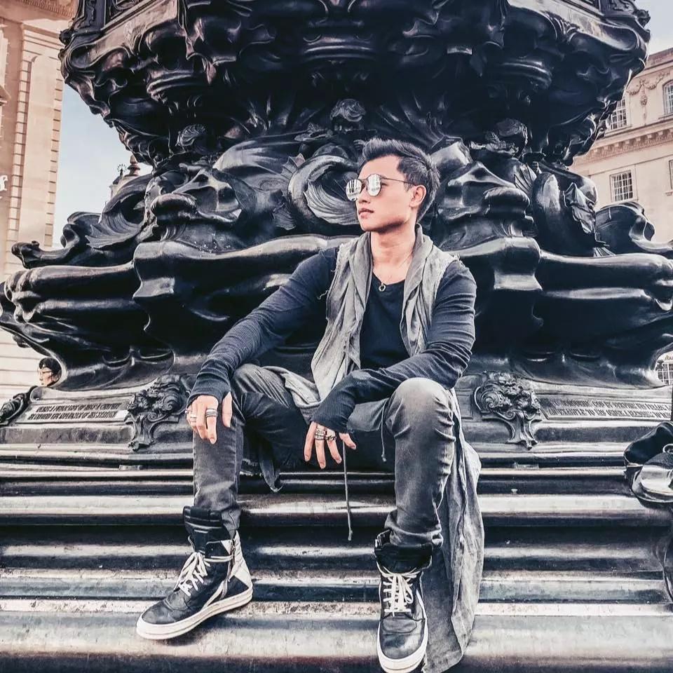 Thiếu gia đình đám mở bát, đám cưới bạn gái kín tiếng-6