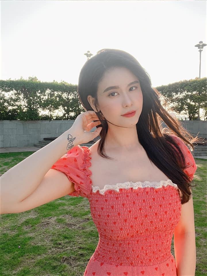 Trương Quỳnh Anh có đôi lời khích lệ bản thân trong ngày sinh nhật: "Nguyện cho em một đời bình an... Happy birthday to me".