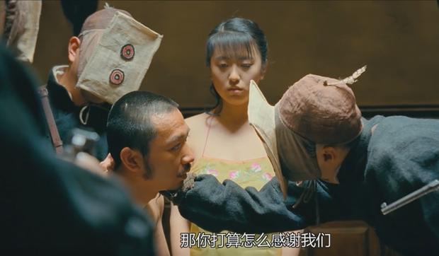 Lên phim vài chục giây, mỹ nhân cảnh nóng đổi đời không ngờ-1