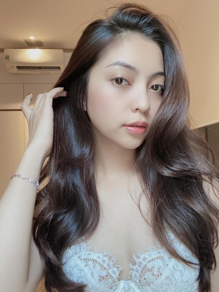 2 cô gái từng được Quang Hải công khai yêu đều thay đổi 1 điểm-2