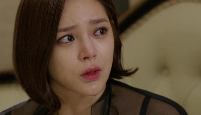 Đến nhà mẹ chồng, em dâu lạnh lùng bước ra ngổn ngang bẽ bàng-1