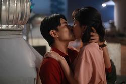 Thu Trang và nụ hôn thực sự đầu tiên trên màn ảnh rộng