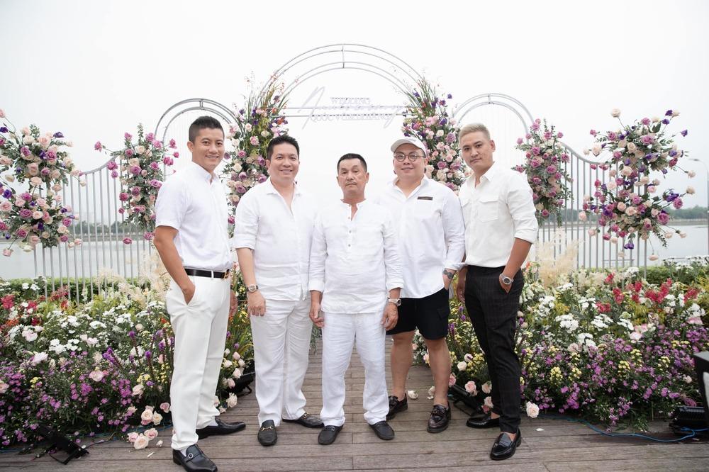 Đoàn Di Băng khoe ảnh các chị em ruột xinh đẹp, giàu có-6