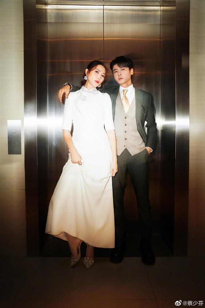 Trương Tấn - Thái Thiếu Phân kỷ niệm 14 năm bên nhau-2