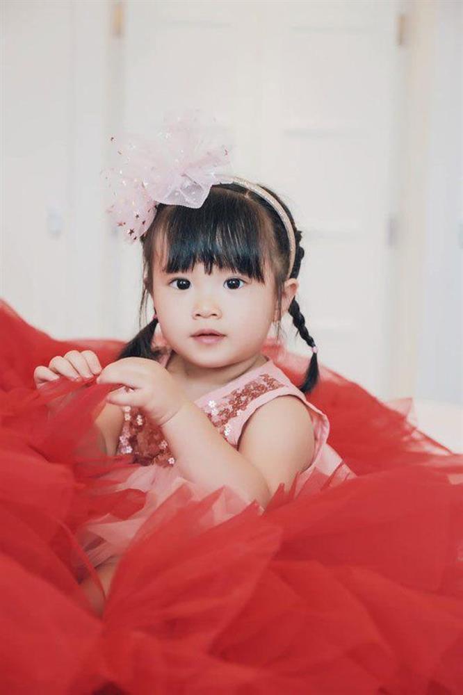 Con gái Diệp Lâm Anh diện mạo giống ba, style giống mẹ-7