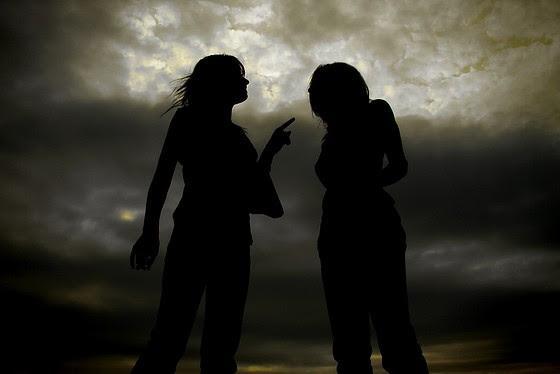 Diệp Lâm Anh đối chất tiểu tam, tạo trend ngủ với em 5 tháng-3