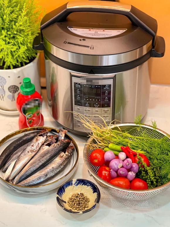 Mẹo làm món cá nục kho với cà chua không bị tanh-1