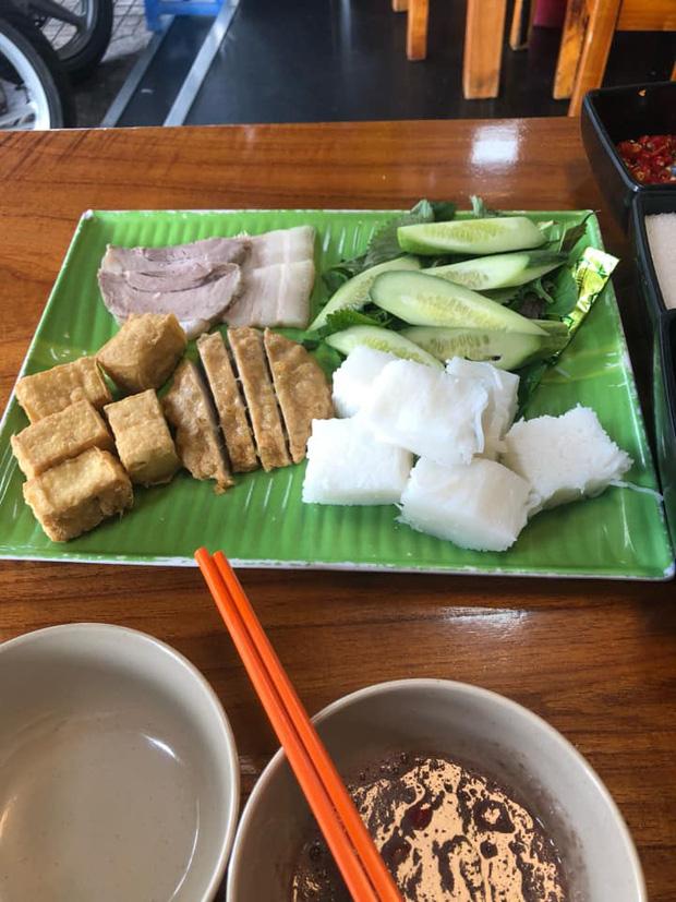 Dân mạng thi nhau tranh cãi đĩa bún đậu 60k lèo tèo vài miếng-2