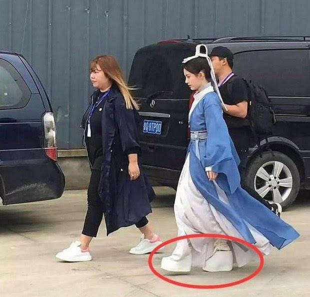 Muôn cách hack chiều cao của sao Hoa ngữ trên phim-2