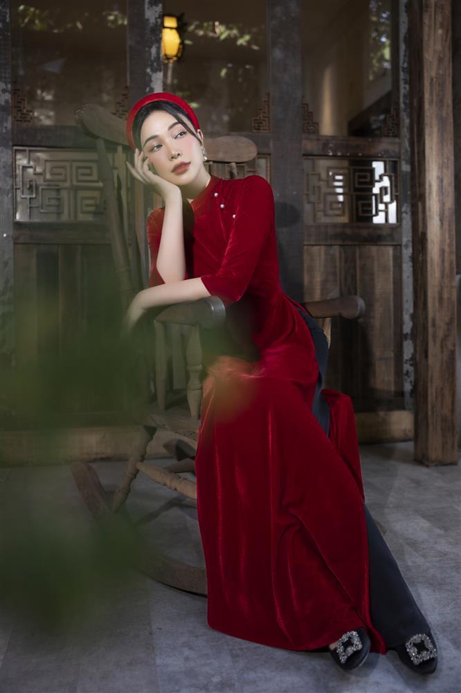 Đọ áo dài đỏ: Diệp Lâm Anh mặc ăn hỏi, Quỳnh Thư bị tố tiểu tam-3