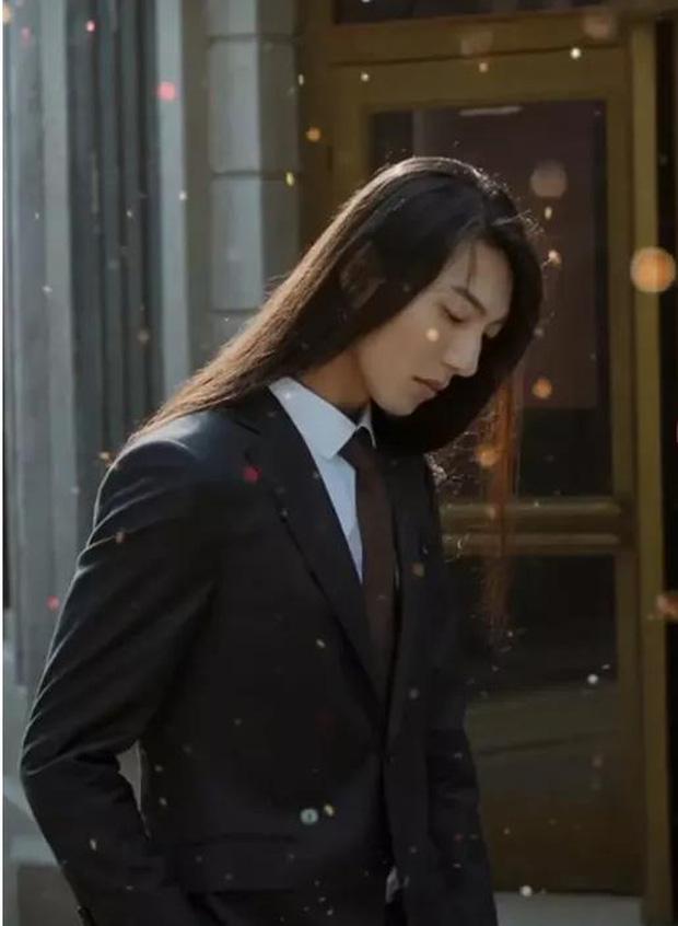 Quên bật filter lúc livestream, hot boy tóc dài lộ rổ khuyết điểm-2