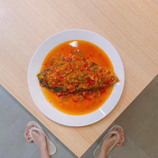 Cả showbiz hoảng hồn trước màn nấu nướng của Quang Trung-1