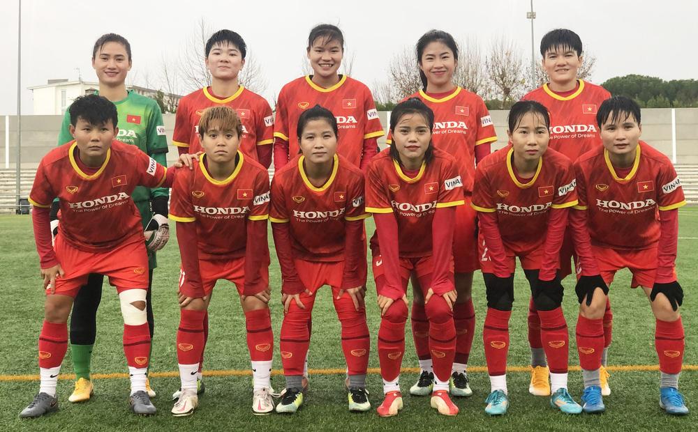 NÓNG: Một nửa đội tuyển nữ Việt Nam mắc Covid-19, nguy cơ thiếu quân đá giải châu Á-1