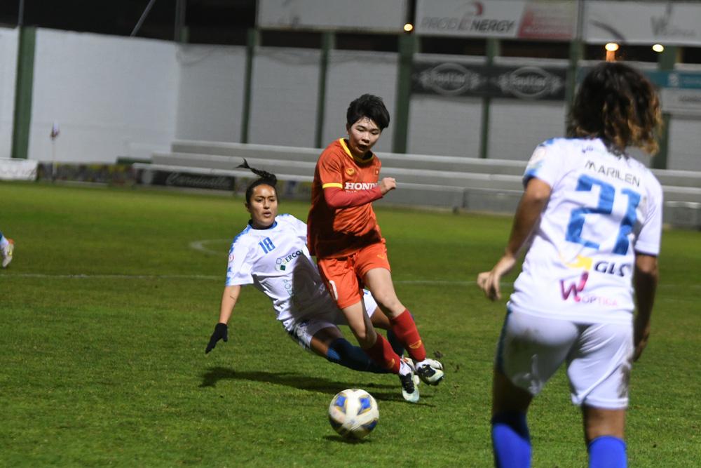 NÓNG: Một nửa đội tuyển nữ Việt Nam mắc Covid-19, nguy cơ thiếu quân đá giải châu Á-2