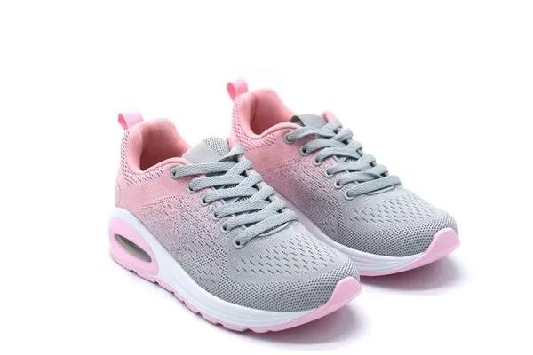 Đôi giày yêu thích bật mí làm cách nào để bạn giàu thật nhanh?-3