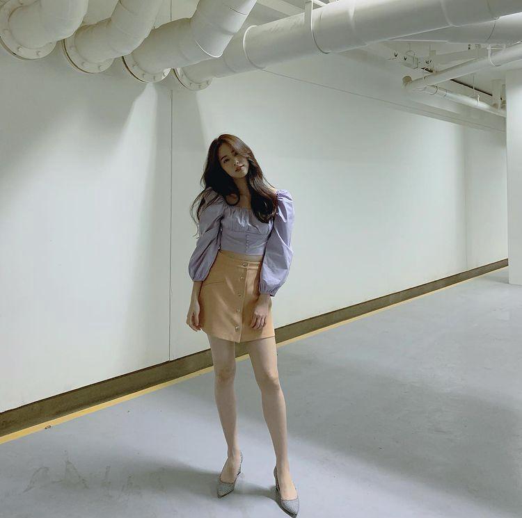 Hot girl hàng đầu Thái Lan mix đồ hack dáng từ 1m5 lên 1m7-4