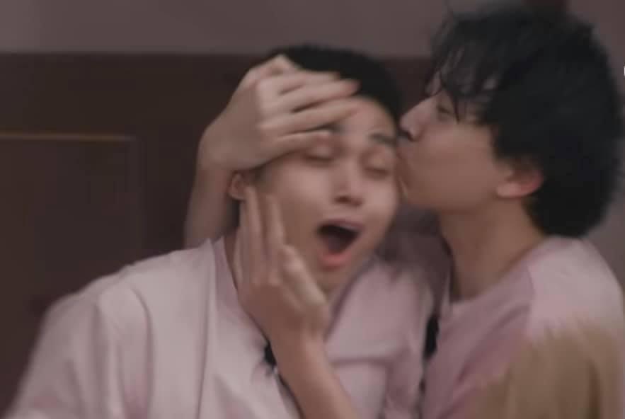 Karik đăng ảnh Jun Phạm trong đêm, thuyền tình ngàn người đẩy-7