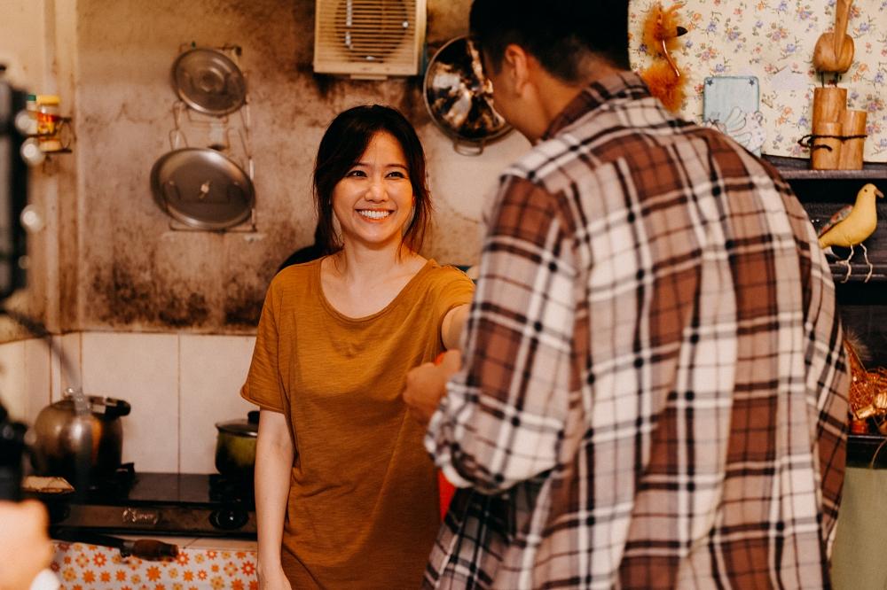 Hari Won tự thấy tiến bộ ở phần phát âm trong MV mới-2