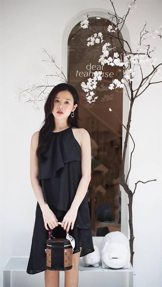 Midu gầy trơ xương ngực, chỉ số hình thể đáng báo động-6