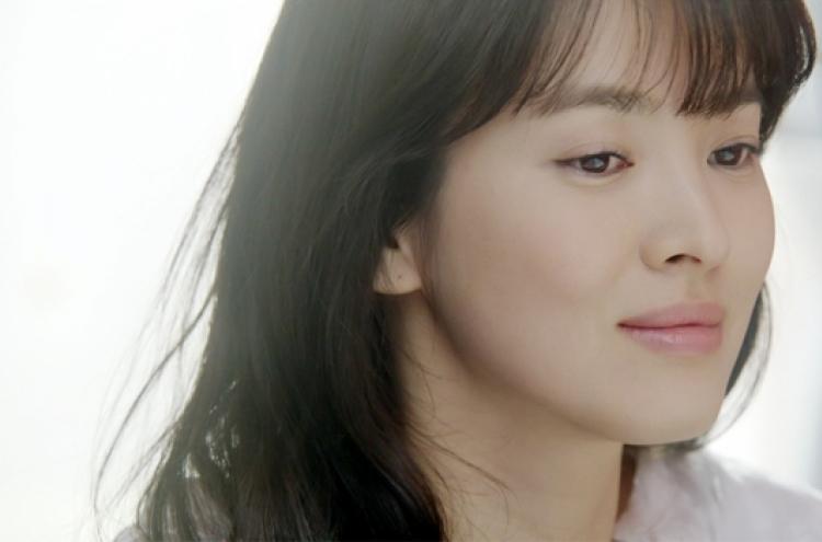 6 nữ diễn viên Hàn nghìn vai như một, Song Hye Kyo chạy không thoát-2