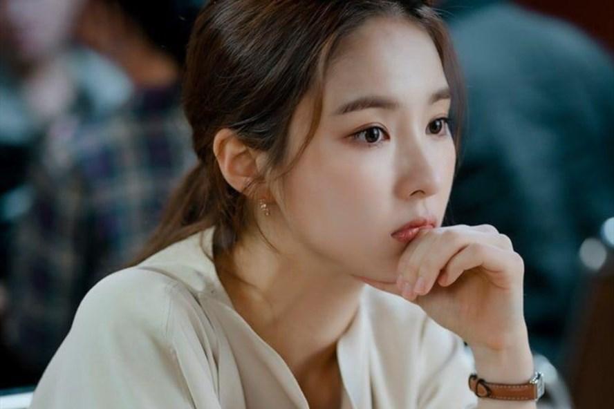 6 nữ diễn viên Hàn nghìn vai như một, Song Hye Kyo chạy không thoát-11