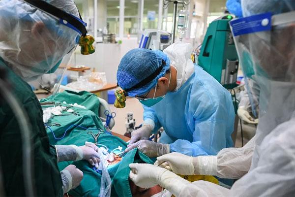 Thêm 15.684 ca Covid-19 mới, Hà Nội 2.982 ca, số ca tử vong giảm-2