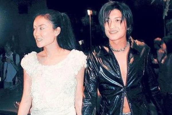 Tạ Đình Phong hiếm hoi kể về mẹ ruột là Hoa hậu Hong Kong-5