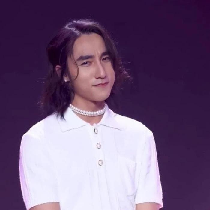 Sơn Tùng M-TP gây sốt khi đổi kiểu tóc mới cực xịn xò-1