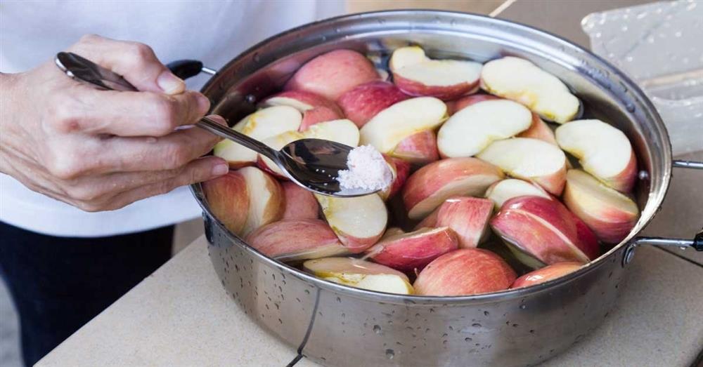 Chữa cháy cực nhanh cho hoa quả thâm màu bằng 5 chiêu đơn giản!-2