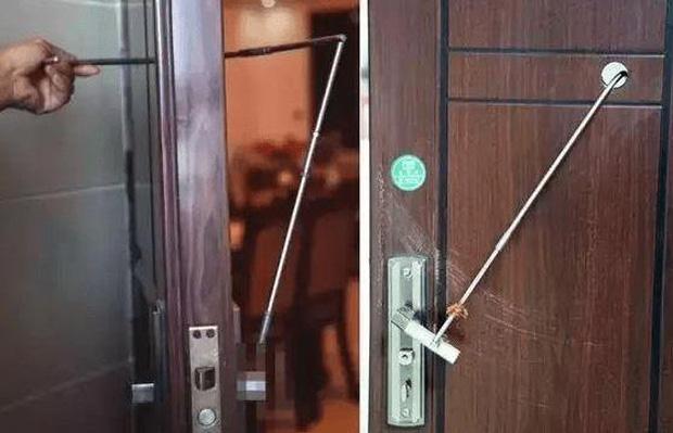 Treo cốc nước lên tay nắm cửa khách sạn, cô gái nhờ đó thoát nguy-2