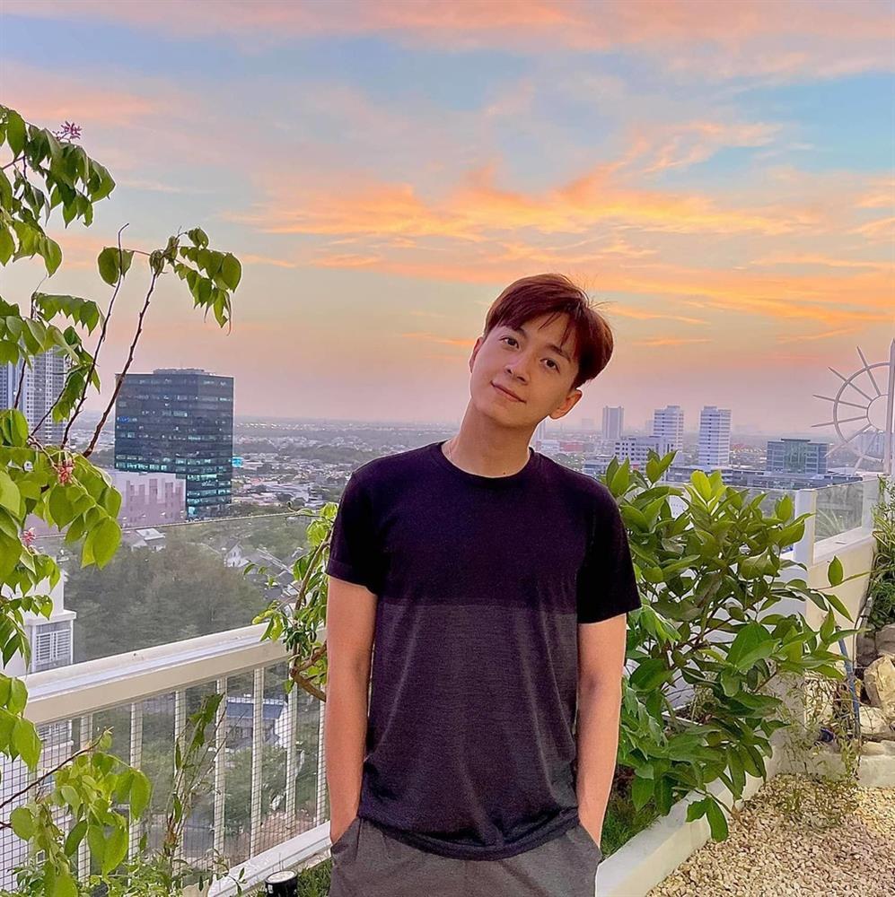 Ngô Kiến Huy liên tiếp lộ bằng chứng hẹn hò hotgirl kém 9 tuổi-1