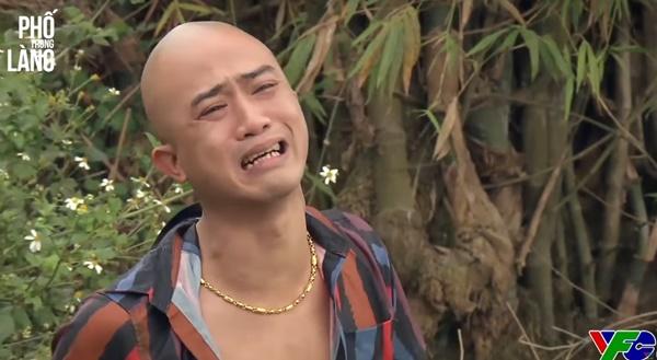 Sự thật cảnh quay Doãn Quốc Đam gào khóc dưới ao tìm con gái mất tích-1