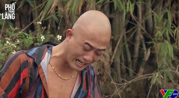 Sự thật cảnh quay Doãn Quốc Đam gào khóc dưới ao tìm con gái mất tích-3