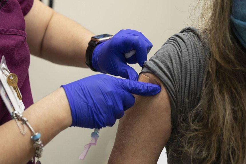 Hiệu quả của vaccine đối với F0 gặp di chứng hậu Covid-19-3