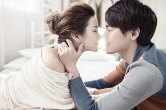 4 câu vợ chồng nên thủ thỉ để 'cuộc yêu' nồng nàn như thuở bắt đầu