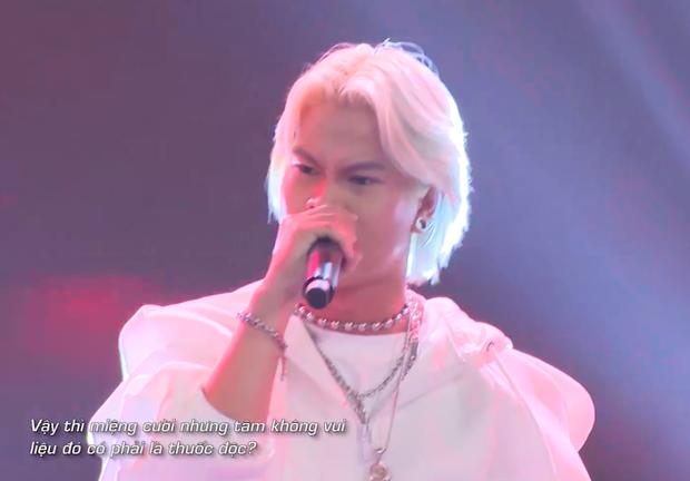 Karik tiết lộ đoạn tin nhắn từ mẹ, 1 thí sinh Rap Việt bị nhắc tên-1