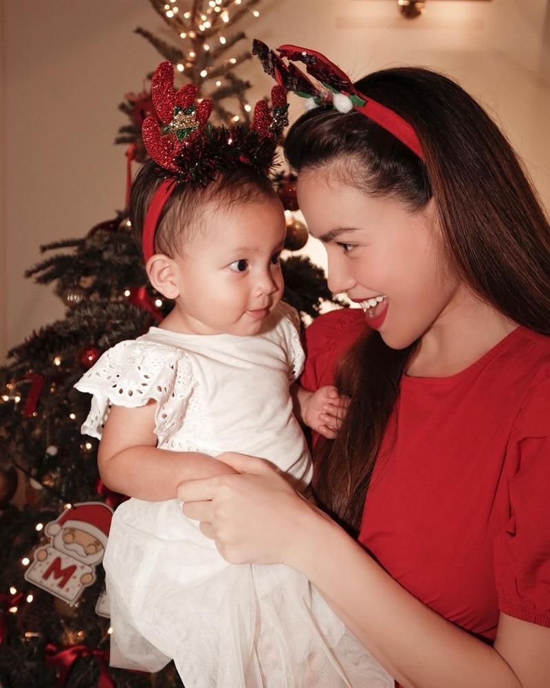 Hồ Ngọc Hà nói con gái giống bà nội, có thực sự phải vậy?-3