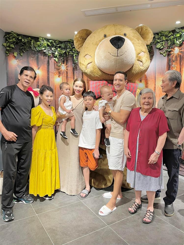 Hồ Ngọc Hà nói con gái giống bà nội, có thực sự phải vậy?-13