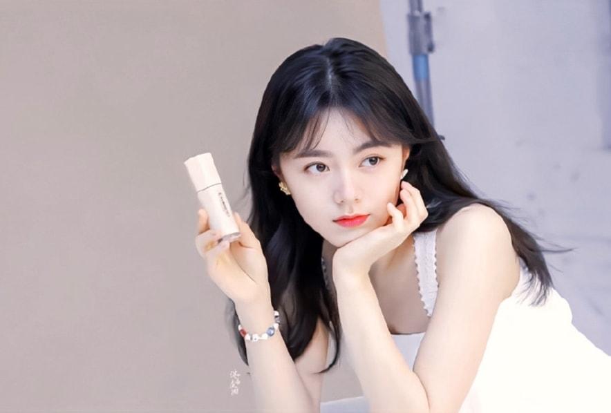 Triệu Kim Mạch - ngôi sao GenZ đang sáng rực ở Cbiz-8