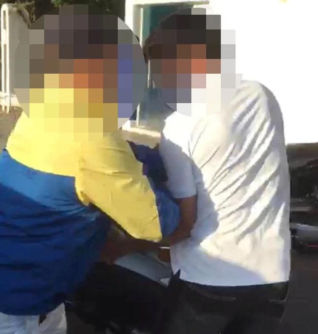 Clip: Trung tá công an bị hành hung khi đi cùng một phụ nữ-1