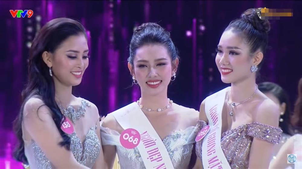 Đứng hình dung mạo Thùy Tiên, Tiểu Vy khi chuyển giới-5