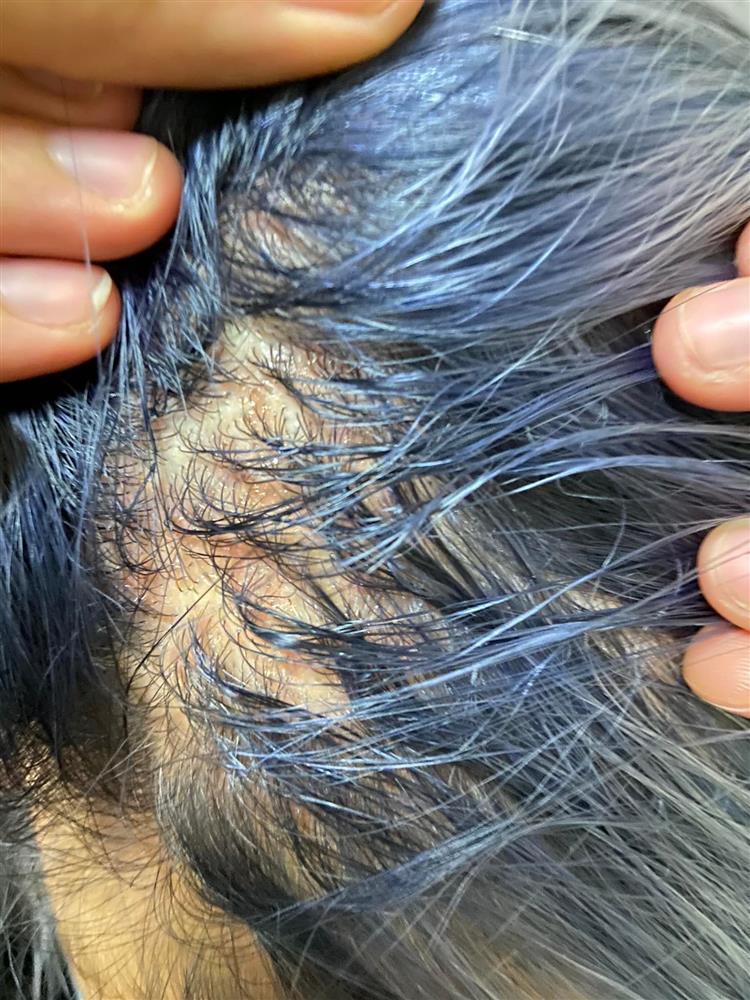 Hí hứng làm tóc mới đón Tết, cô nàng khóc ngất khi soi gương-2