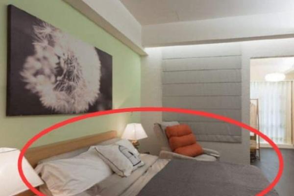 Làm quần quật mà không khá lên: Kiểm tra ngay dưới chân bàn thờ!-3