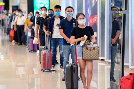 Địa phương khắt khe nhất với người về quê đã nới lỏng quy định