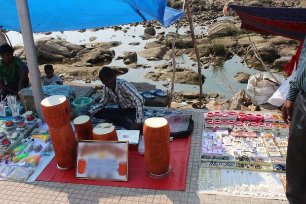 Món ăn bí ẩn nhất thế giới, bán la liệt nhưng không ai biết làm từ gì-4