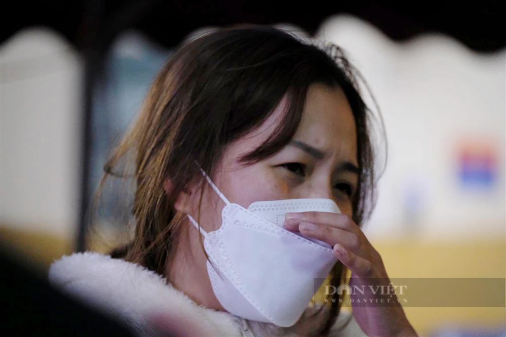 Gia đình bé 3 tuổi bị bắn 9 cái đinh vào não nói gì về mẹ và nhân tình?-1