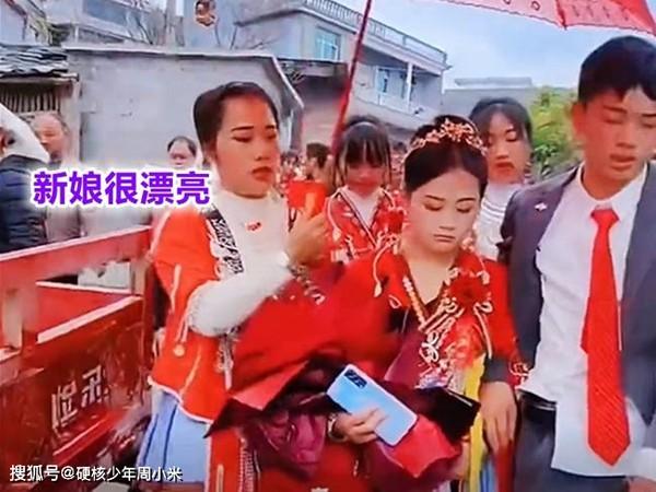 Nhà gái đi đón rể, chú rể khóc thút thít, cô dâu quạu ra mặt-4