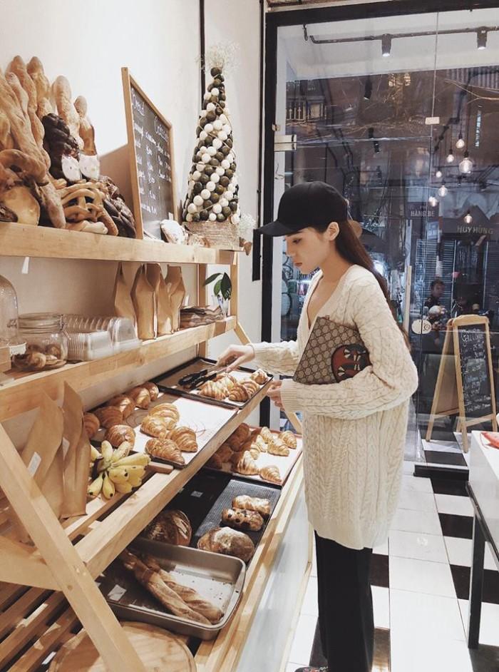 Team áo len dáng dài học ngay lối mix đồ xịn mịn từ Hiền Hồ, Kỳ Duyên-2