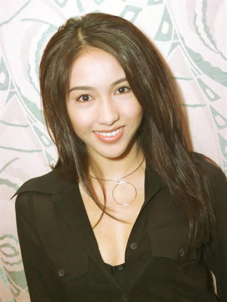 Chuyện tình Lê Tư và đại gia tàn tật sở hữu 3.000 tỷ đồng-2