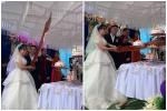Trào lưu đập hộp cô dâu gây tranh cãi ở Malaysia-4